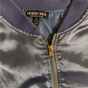 Light weight bomber jacket